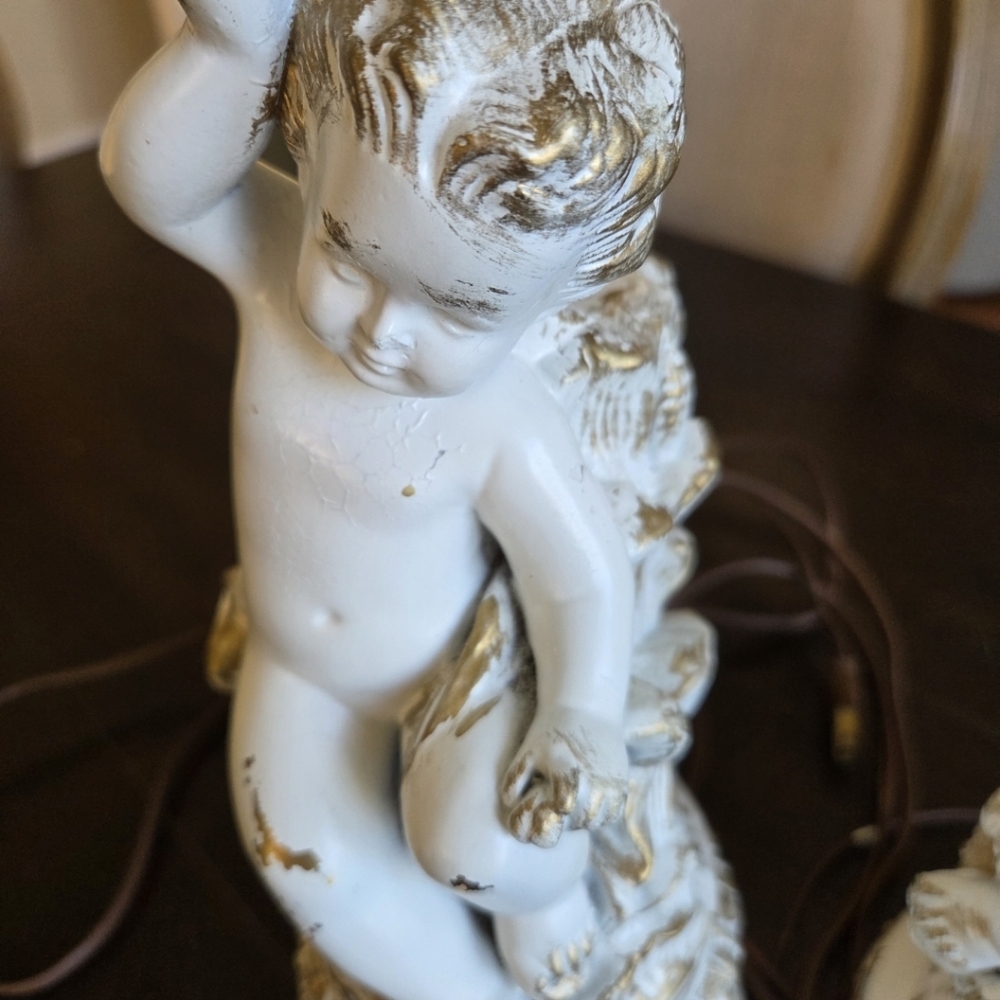 Vintage Cherub Table Lamps Off White Gold Hues Matching Set - Picture 11 of 16